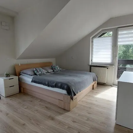 Zakatek Podolany Homestay szállás *