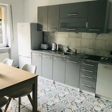 Zakatek Podolany Habitación en casa particular *