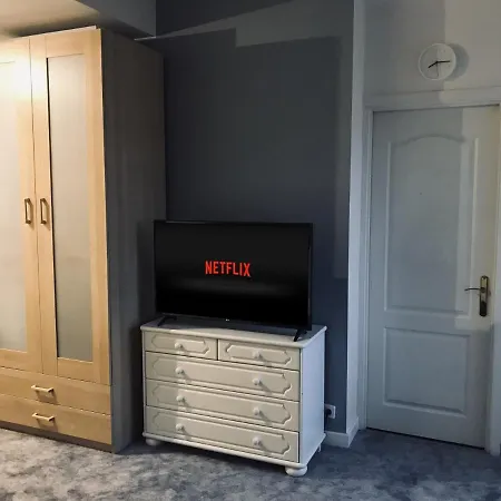 Zakatek Podolany Quarto em Acomodações Particulares Poznań